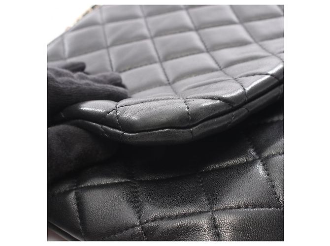 Borsa a tracolla Chanel Matelassé in pelle d'agnello nera Nero - vista 8