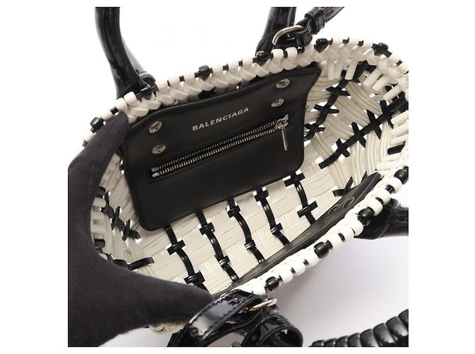 Everyday Balenciaga BISTRO XXS Bistro Basket Bag Nero Bianco - vista 3