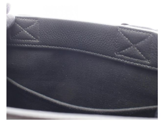 Everyday Balenciaga Tote Bag aus schwarzem Leder mit Hardware - Ansicht 5
