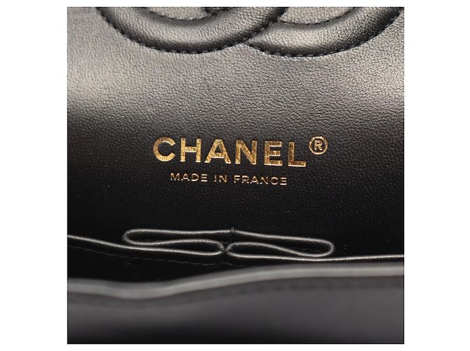 Borsa a tracolla Chanel Matelassé Double Flap Nero - vista 4