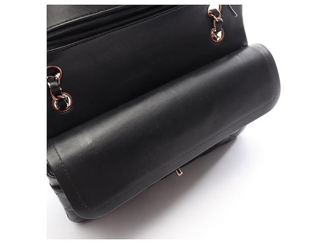 Borsa a tracolla Chanel Matelassé Double Flap Nero - vista 9
