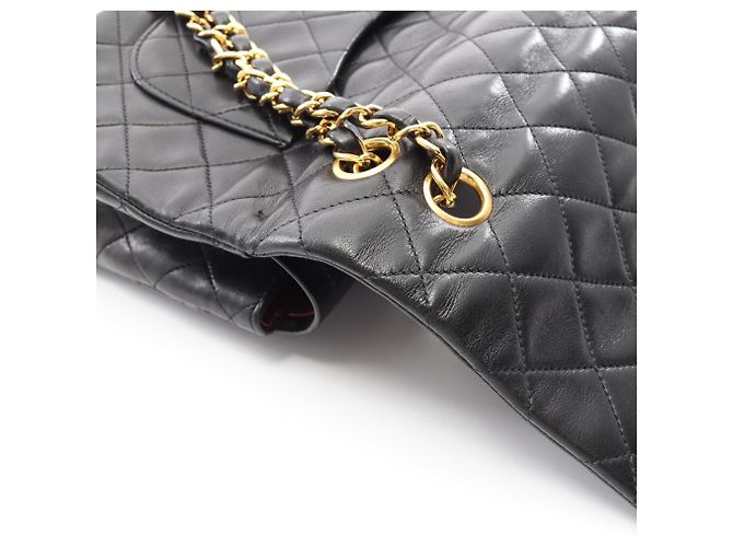 Borsa a tracolla Chanel Matelassé Double Flap in pelle d'agnello nera Nero - vista 9