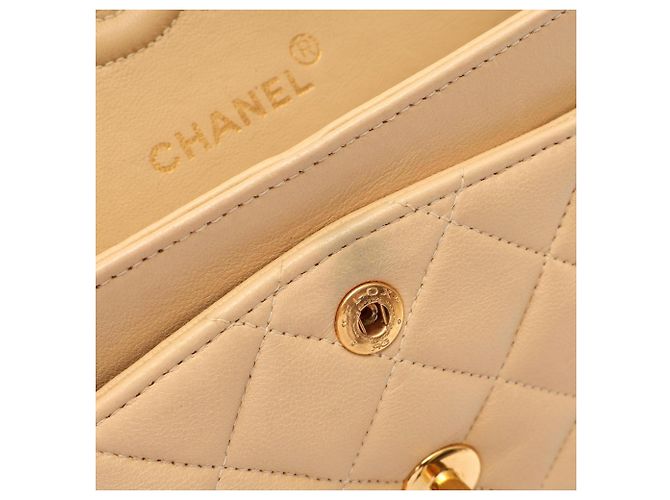 Timeless Chanel Matelassé Double Flap Handtasche Beige - Ansicht 12
