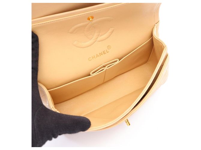 Timeless Chanel Matelassé Double Flap Handtasche Beige - Ansicht 3