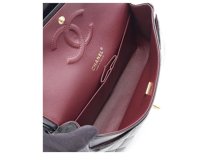 Chanel Matelassé Double Flap Schultertasche Schwarz - Ansicht 3