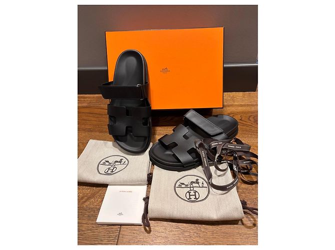 Sandali Hermès Chypre in pelle nera - 38 Nero - vista 7