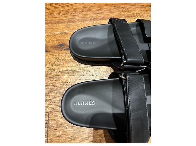 Sandali Hermès Chypre in pelle nera - 38 Nero - vista 8