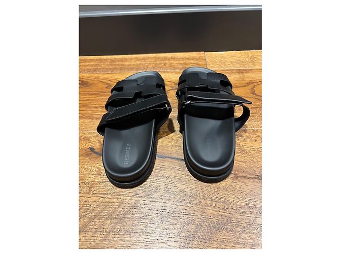 Sandali Hermès Chypre in pelle nera - 38 Nero - vista 9