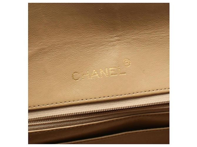 Borsa a tracolla Chanel Matelassé Small Flap Beige - vista 4