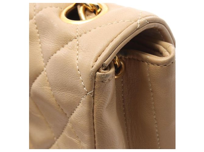 Borsa a tracolla Chanel Matelassé Small Flap Beige - vista 9