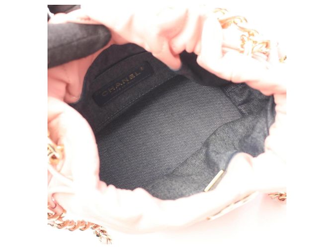Borsa a mano 2-Way Chanel Matelassé con coulisse in Rosa - vista 3