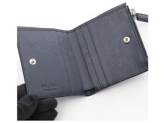 Saffiano Portafoglio bi-fold Prada Triangle Plate Blu navy - vista 3