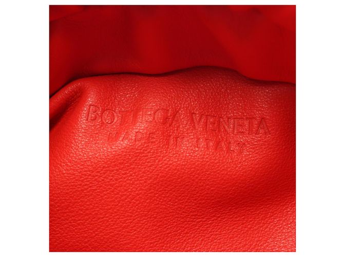 Borsa a mano e a tracolla Pouch in pelle rossa con catena Bottega Veneta Rosso - vista 4