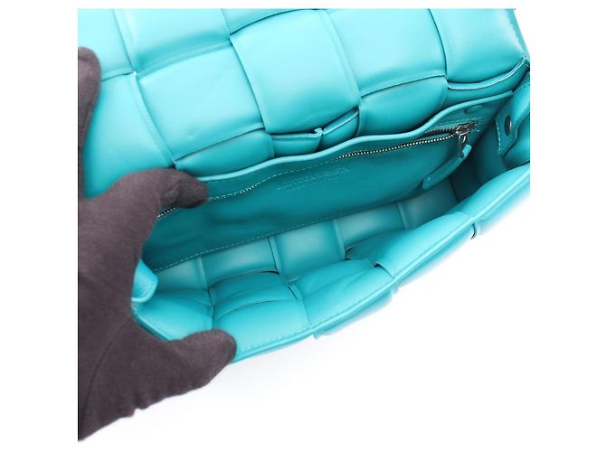 Borsa a tracolla Bottega Veneta Padded Cassette Intrecciato Blu - vista 3