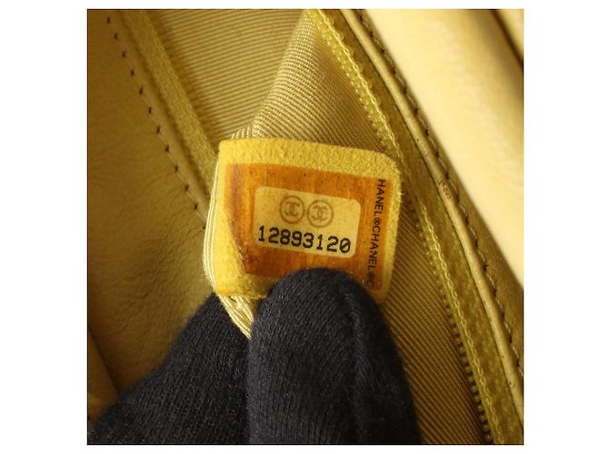 Chanel 2.55 Matelassé Schultertasche Gelb - Ansicht 5