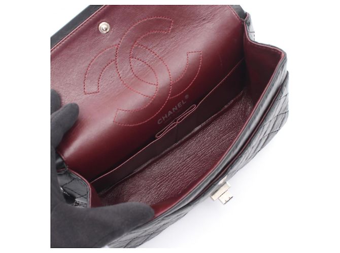 Borsa a tracolla Chanel 2.55 Matelassé Mademoiselle con catena Nero - vista 3