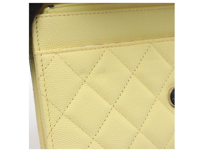 Borsa a tracolla Chanel Cruise Matelassé Giallo - vista 7