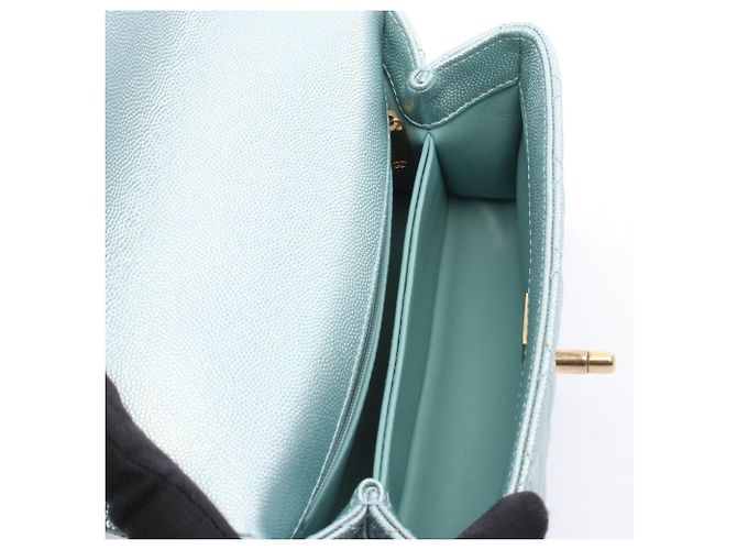 Sac à main Chanel Coco Handle Flap Matelassé Metallic Bleu Métallisé - vue 3
