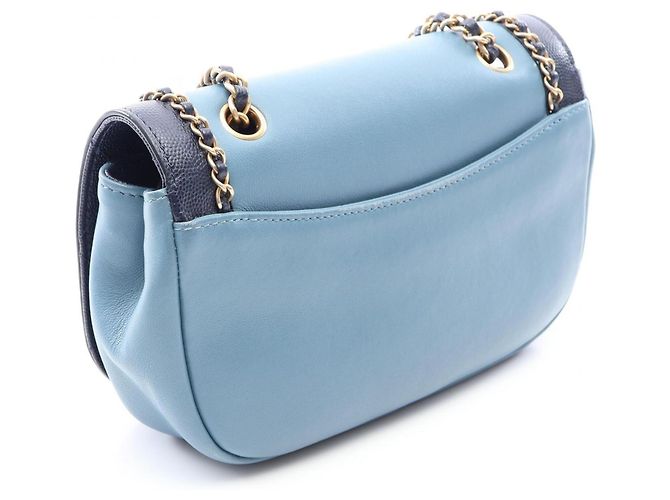 Borsa a tracolla Chanel Turnlock Blu - vista 2