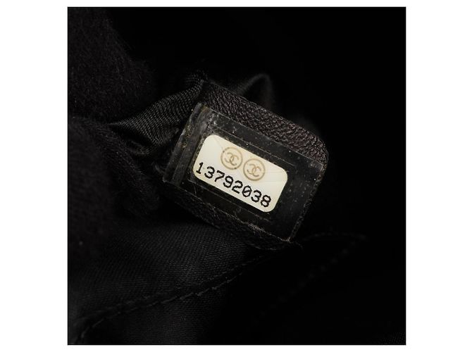 Borsa Tote Chanel Matelassé Grand Shopping Nero - vista 5