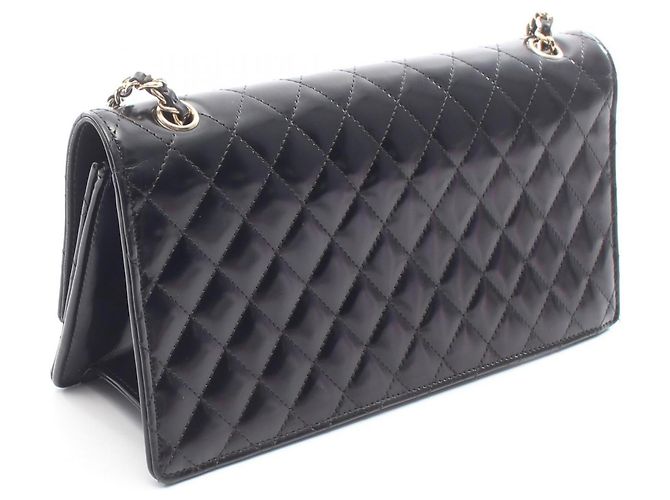Borsa a tracolla Chanel Matelassé in pelle verniciata nera Nero - vista 2