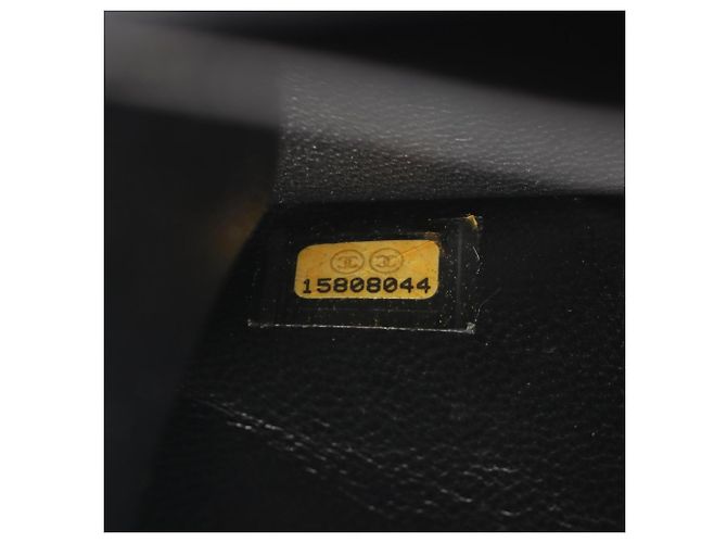 Borsa a tracolla Chanel Matelassé in pelle verniciata nera Nero - vista 5