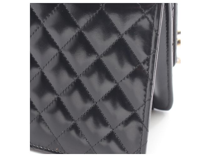 Borsa a tracolla Chanel Matelassé in pelle verniciata nera Nero - vista 9