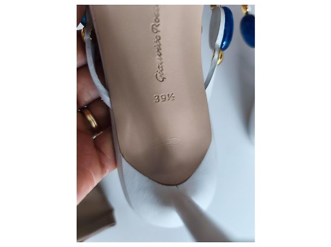 Gianvito Rossi Sandali in Pelle Bianca Pietre Multicolore Bianco - vista 6