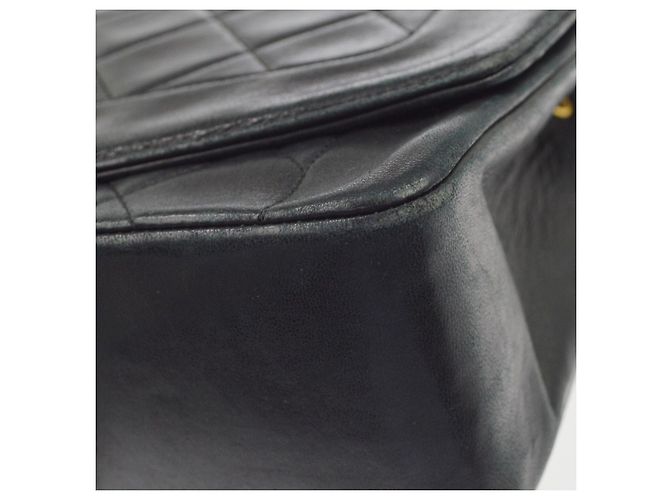 Chanel Diana Flap Quilted Lambskin Medium Nero - vista 4
