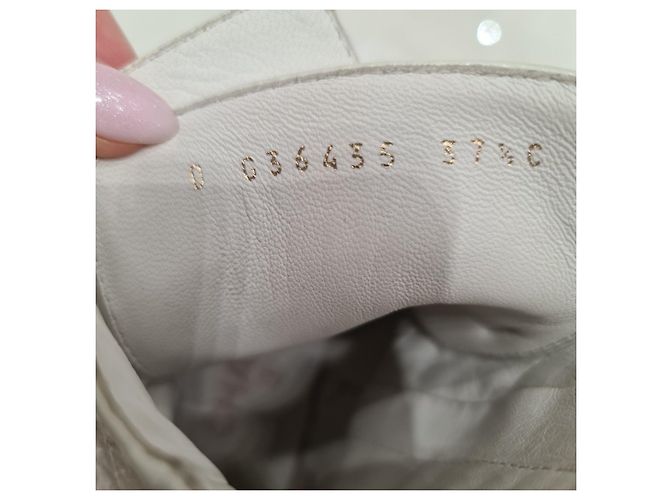 Stivaletti stringati in pelle bianca CHANEL 'Ready Steady' 37.5 Usati - vista 9