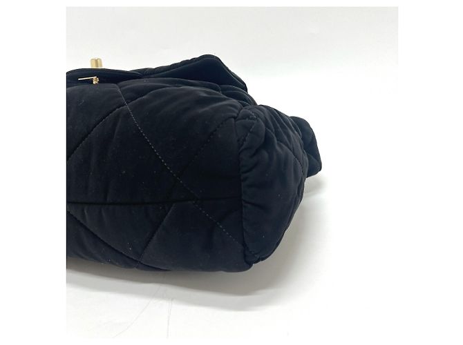 Chanel AS5054 Matelassé Coco Mark Bowling Bag aus Samt Schwarz - Ansicht 7