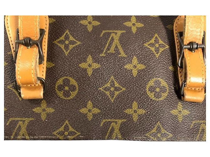 Bolso Louis Vuitton Monogram Bucket GM Castaño - vista 7