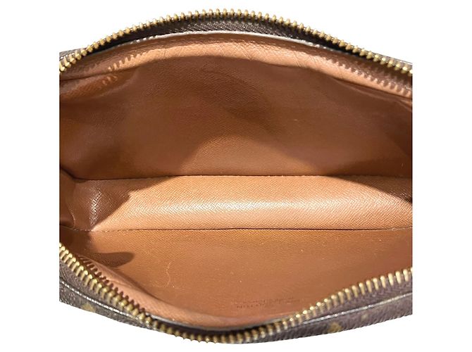 Bolso de Mano Louis Vuitton Marly Dragonne PM Castaño - vista 5