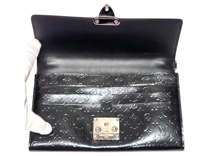 Louis Vuitton Pochette Anouchka MM Clutch Bag Negro - vista 9