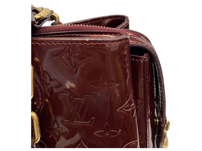 Borsa smaltata Louis Vuitton Amarante Avenue Rosso - vista 8