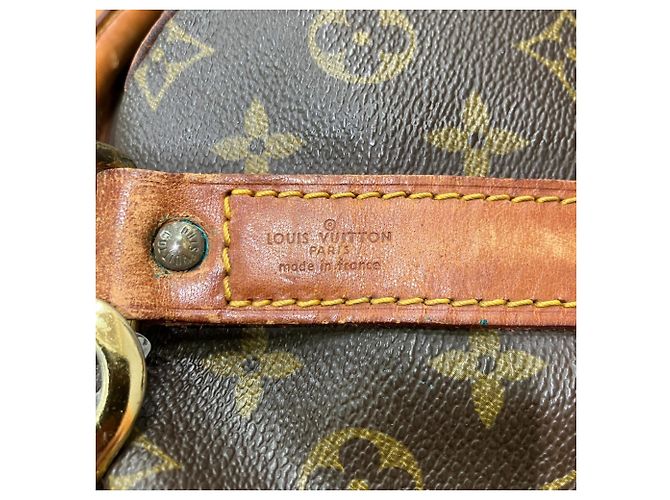mala Louis Vuitton Keepall Bandoulière 55 Marrom - vista 4