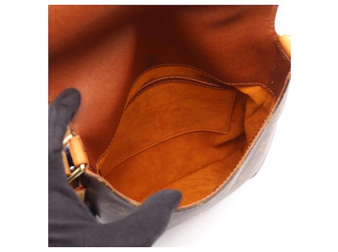 Borsa a tracolla Louis Vuitton Musette Salsa Marrone - vista 3