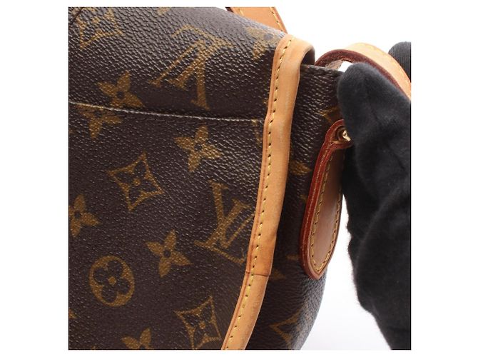 Borsa Louis Vuitton Menilmontant PM Marrone - vista 13