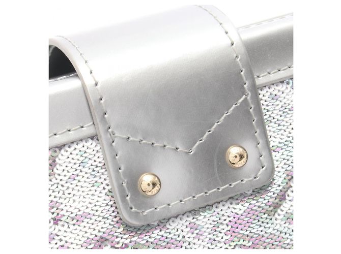 Borsa a tracolla Louis Vuitton Petite Malle Argento Bianco - vista 8