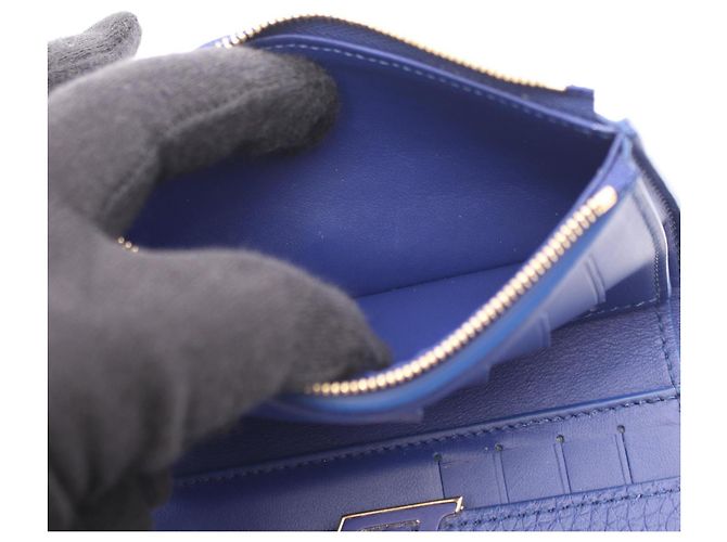 Louis Vuitton Portefeuille Capucines Compact Bi-fold Wallet Blau - Ansicht 12