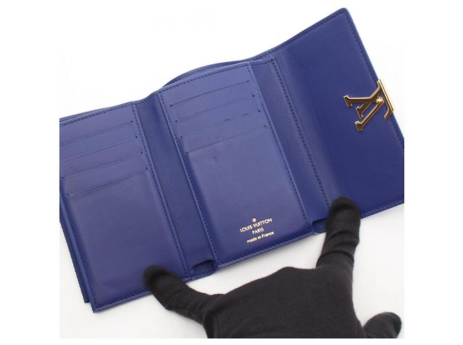 Louis Vuitton Portefeuille Capucines Compact Bi-fold Wallet Blau - Ansicht 3