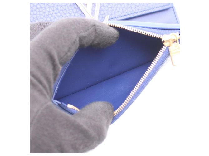 Louis Vuitton Portefeuille Capucines Compact Bi-fold Wallet Blau - Ansicht 4