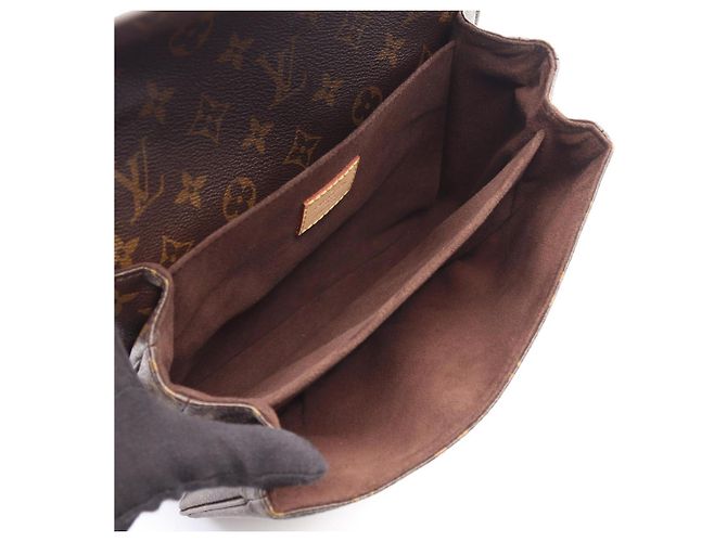 Bolso Louis Vuitton Pochette Metis MM Castaño - vista 3