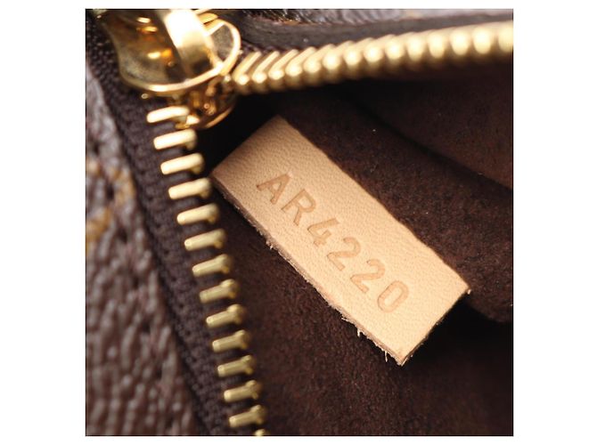 Bolso Louis Vuitton Pochette Metis MM Castaño - vista 5