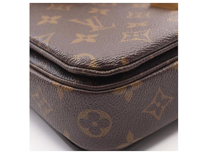 Bolso Louis Vuitton Pochette Metis MM Castaño - vista 8