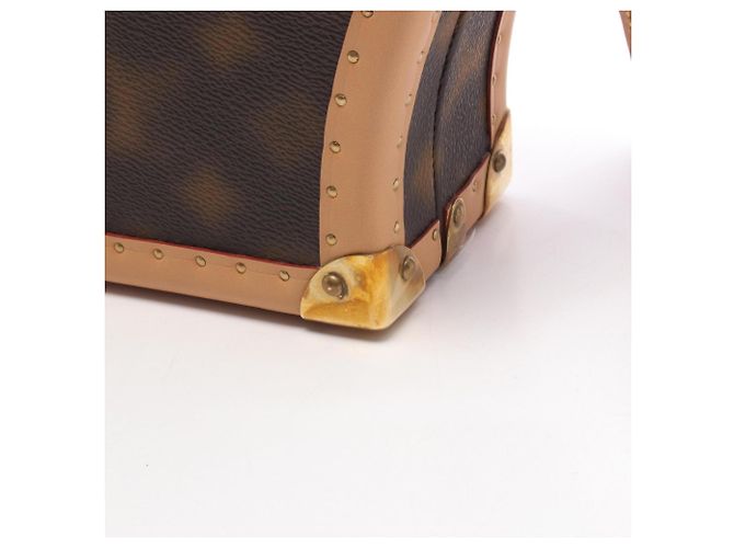 Louis Vuitton Monogram Shoulder Bag Brown - view 5