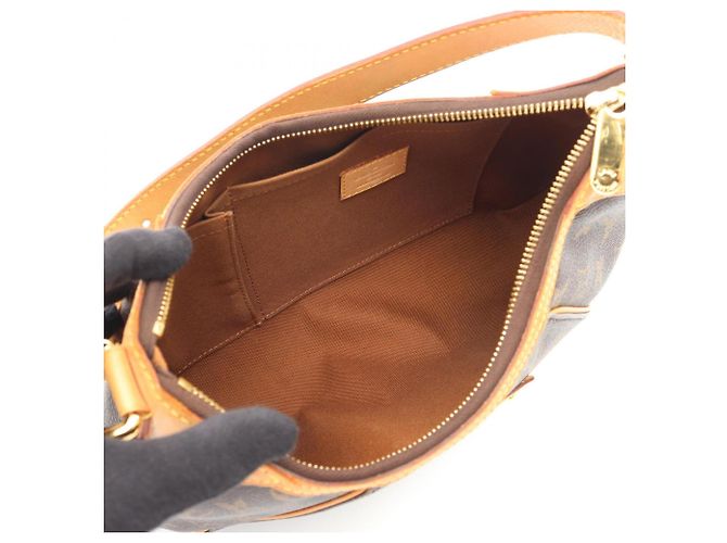 Borsa a tracolla Louis Vuitton Thames PM Monogram Marrone - vista 3