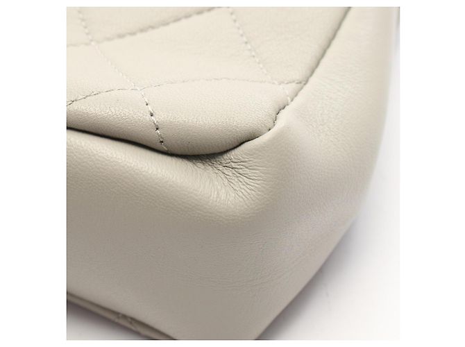 Chanel Matelassé Handtasche aus grauem Lammleder Braun - Ansicht 8