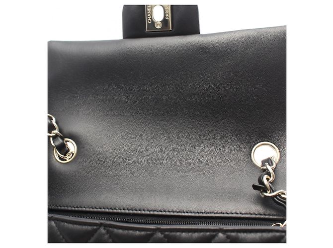 Bolsa de Ombro Chanel Mini Matelassé 20 Preto - vista 6