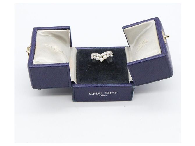 Chaumet Josephine Pearl Ring in 18K Weißgold - Ansicht 8